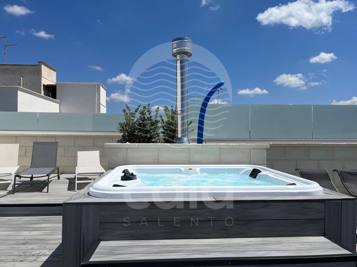 Villa Blumarine E Vasca Jacuzzi Torre Lapillo Exterior foto