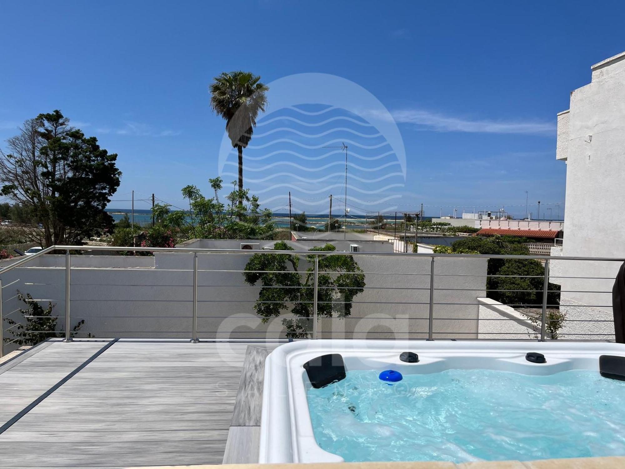 Villa Blumarine E Vasca Jacuzzi Torre Lapillo Exterior foto